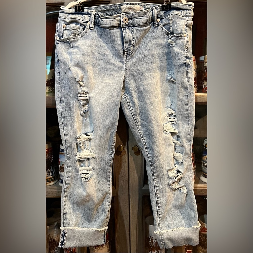 PLUS Torrid Crop Boyfriend Jeans